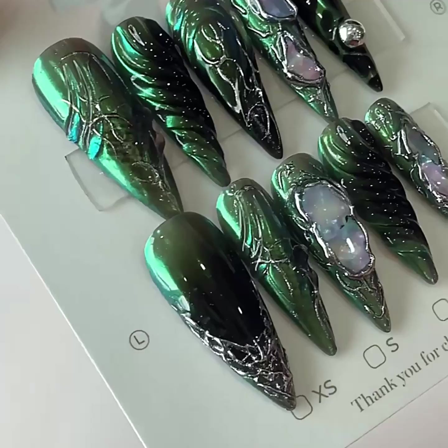 女巫的翡翠